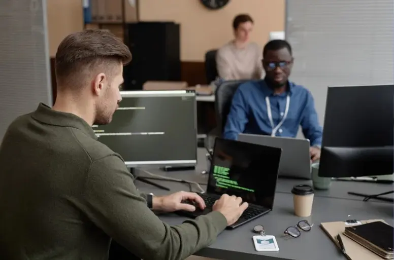 Equipo Cloud-Tecnologies